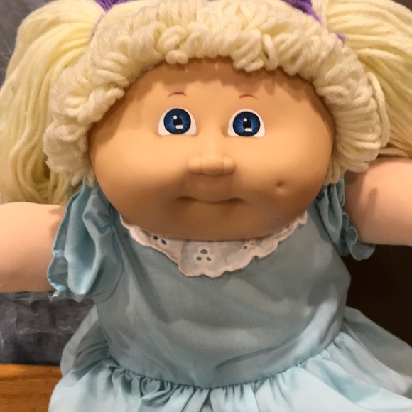 Vintage Cabbage Patch Dolls - Picture 2 of 13